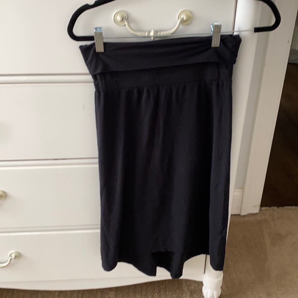 Splendid roll over elastic skirt. High low